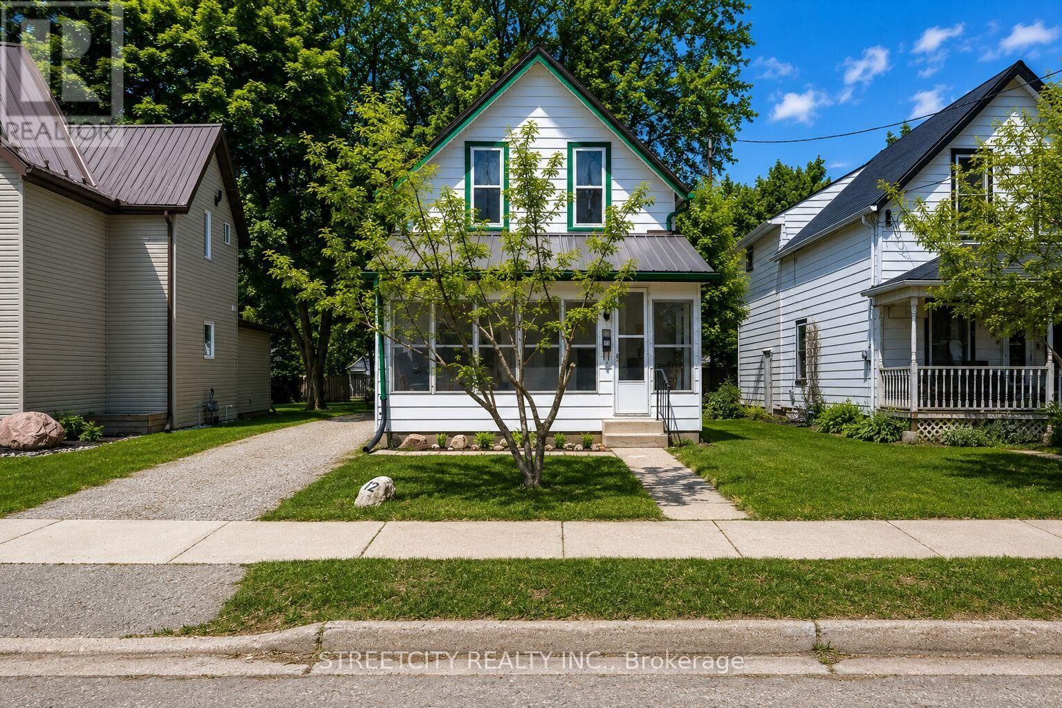Property Photo:  12 Pearl Street  ON N4G 1L3 