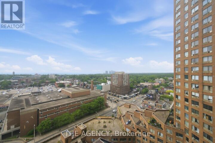 Property Photo: 2360 Dundas Street West 1613B ON M6P 4B2