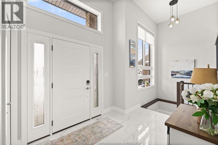 Property Photo:  48 Kingsbridge  ON N9V 4A5 
