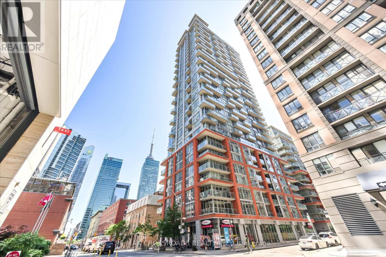 Property Photo:  126 Simcoe Street 2109  ON M5H 4E6 