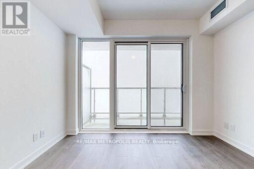 Property Photo:  2033 Kennedy Road 3810  ON M1T 0B9 
