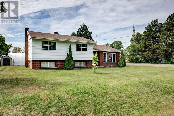 Property Photo: 15 Arlington Drive E ON P0M 1R0