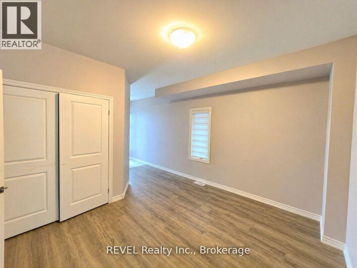 Property Photo: 9 Caroline Street ON L3B 0J8