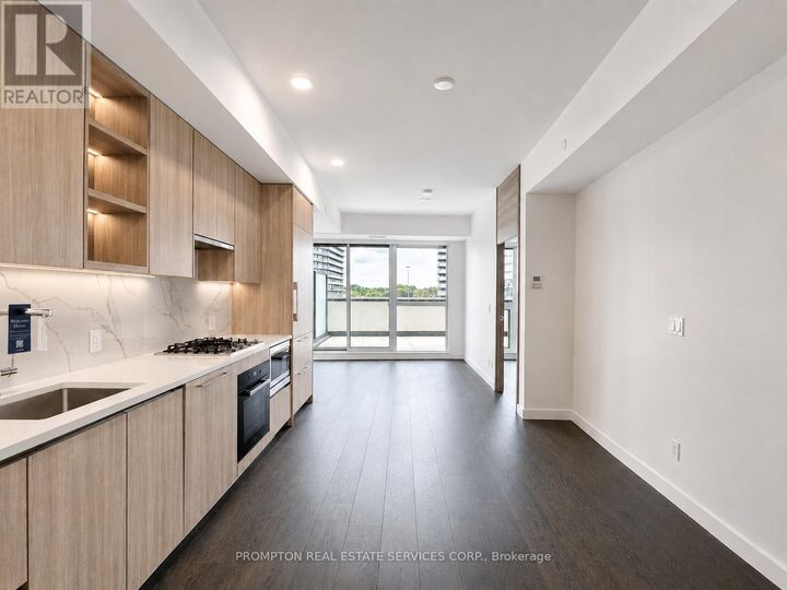 Property Photo: 68 Esther Shiner Boulevard 569 ON M2K 0J6