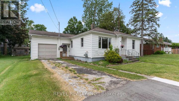Property Photo: 91 Lamila Street ON N0P 2K0