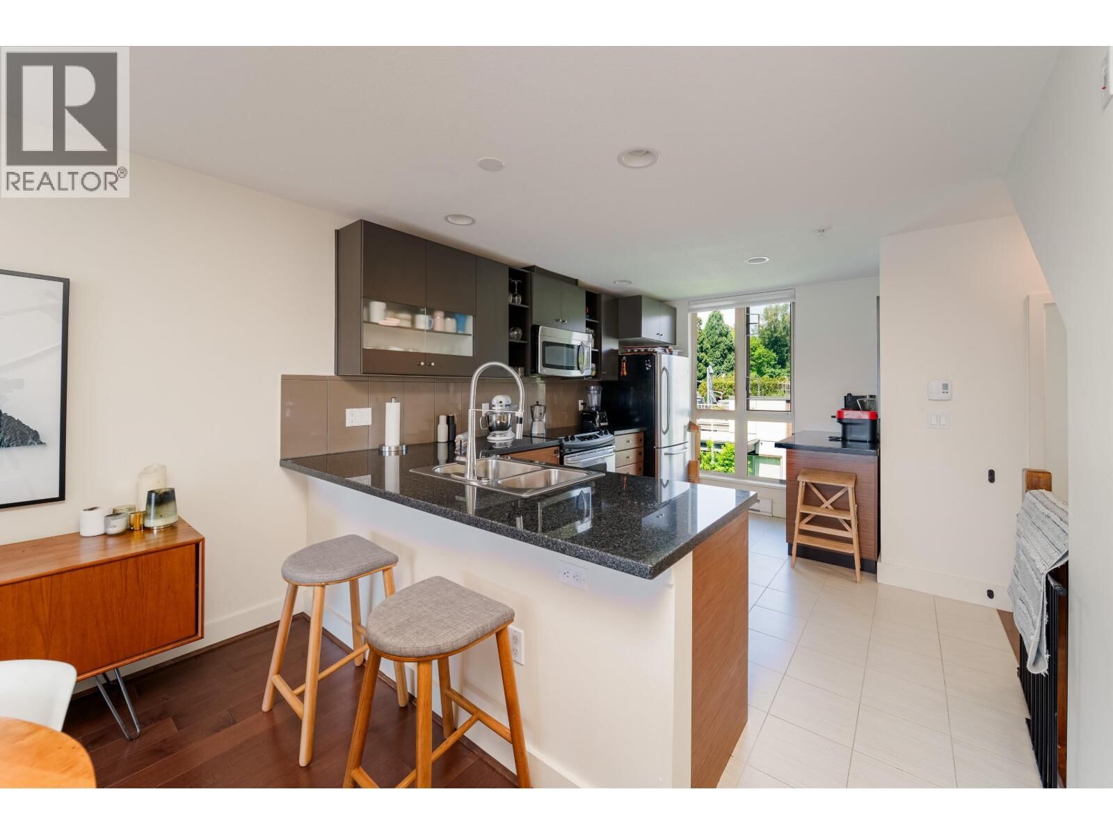Property Photo: 728 W 14 Street 64 BC V7M 0A8
