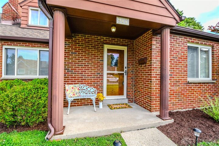 Property Photo:  917 Devonshire Road  OH 45419 