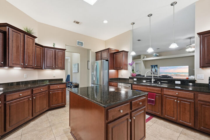 Property Photo: 7808 Fenwick Street FL 32566