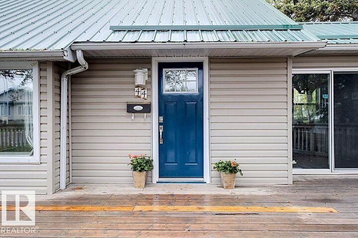 Property Photo: 10344 162 Street NW AB T5P 3M2