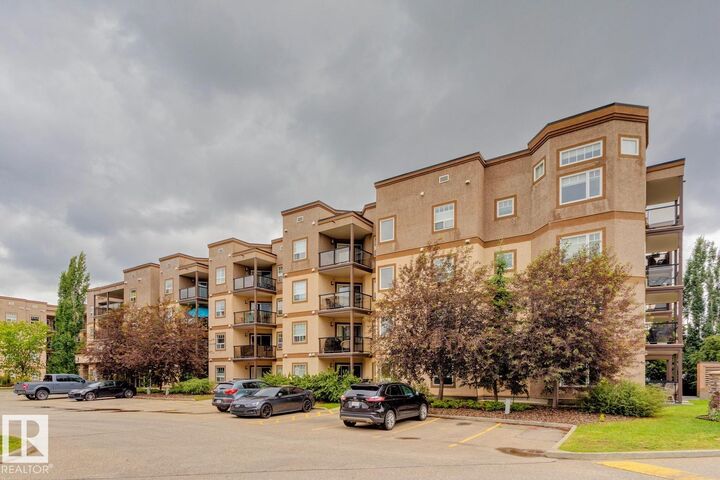2045 Grantham Crest NW 426 — photo 1
