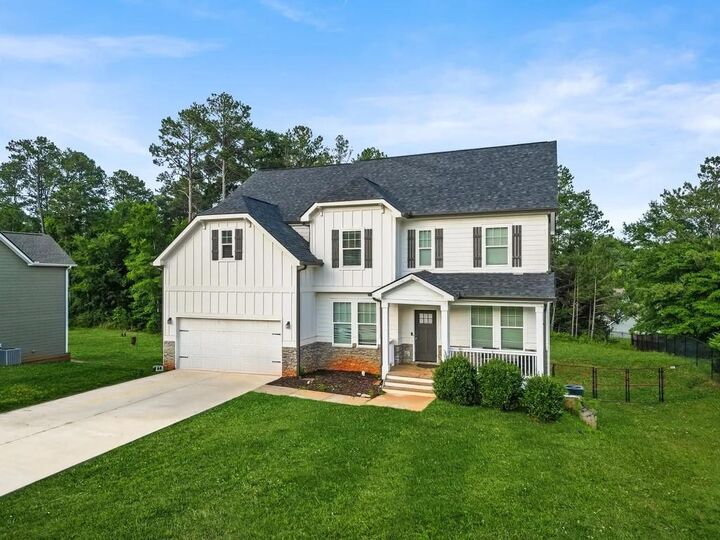 Property Photo: 240 Alcovy Reserve Way GA 30014