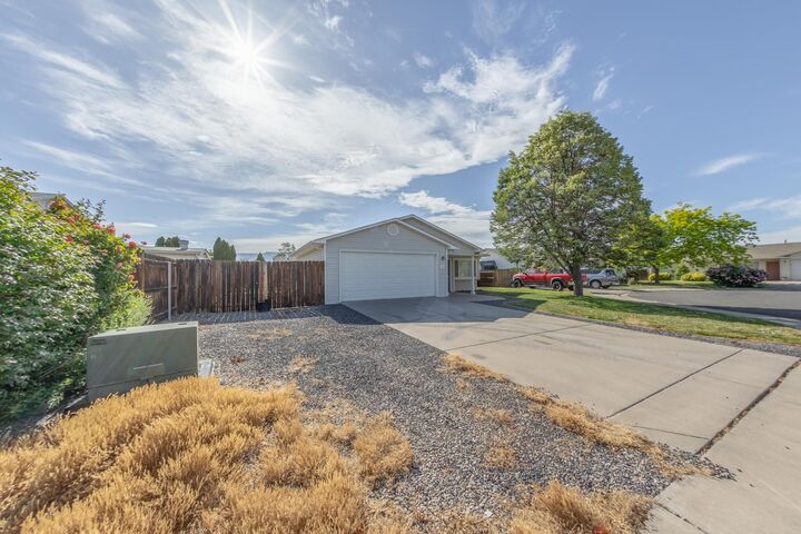Property Photo:  430 Countryside Lane  CO 81504 