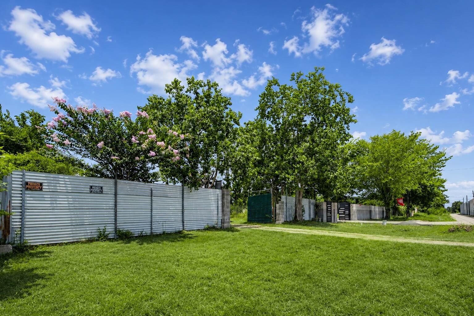 Property Photo:  1715 Paul Quinn Street  TX 77091 