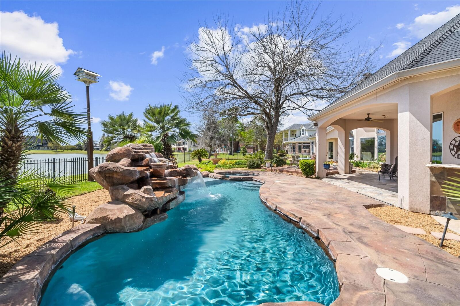 Property Photo:  843 Royal Lakes Boulevard  TX 77469 