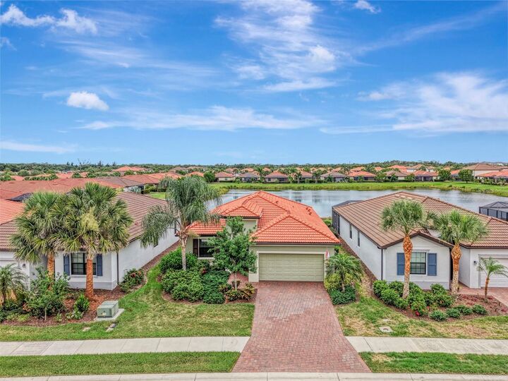 Property Photo:  9903 Wingood Drive  FL 34292 