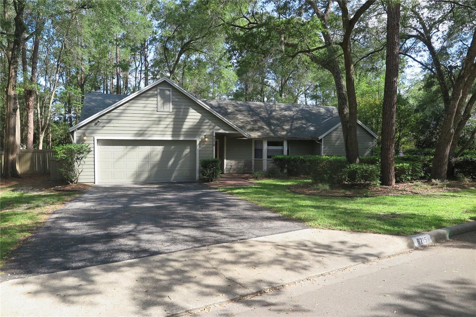 Property Photo:  8215 SW 47th Road  FL 32608 