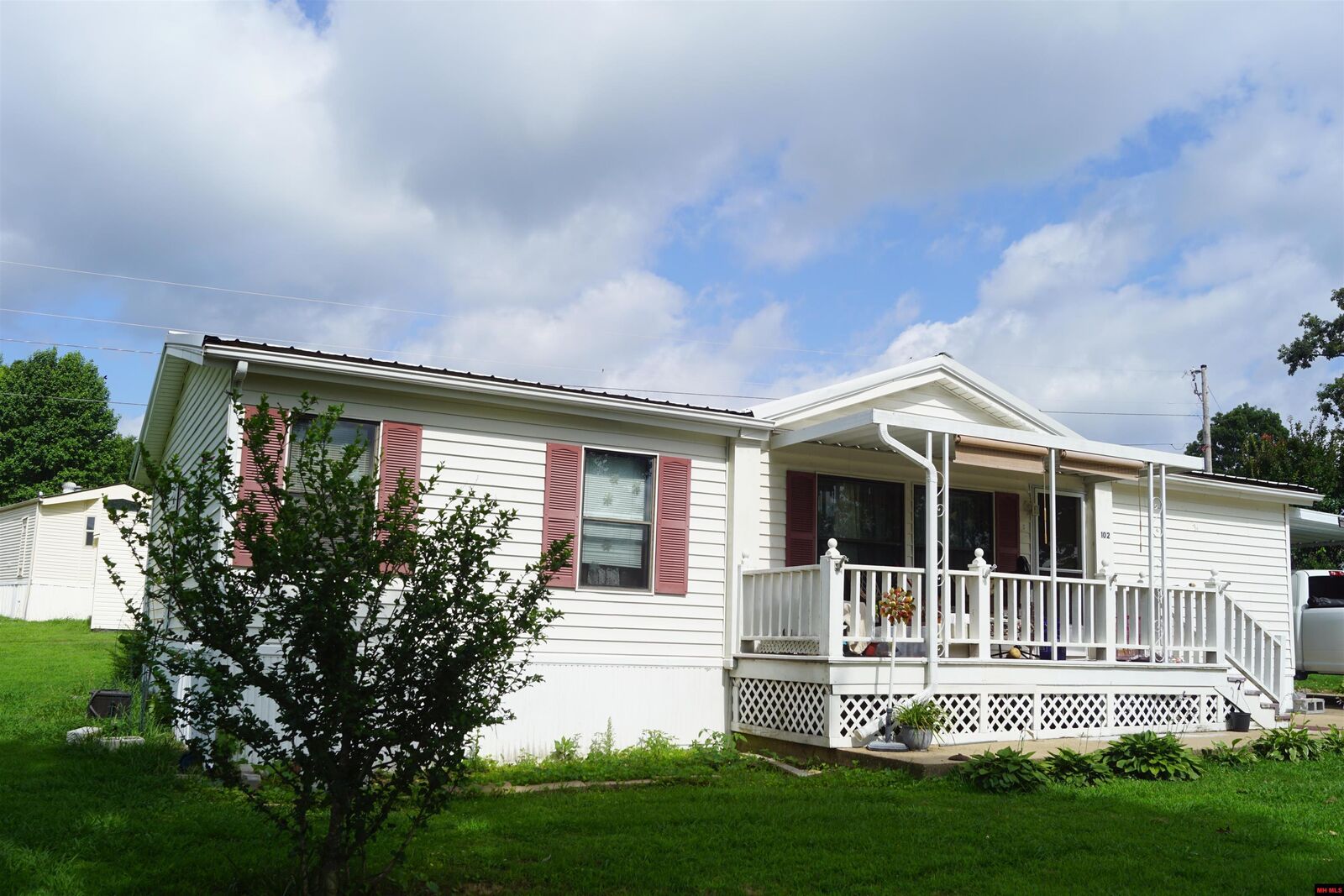 Property Photo:  102 Hal Drive  AR 72653 