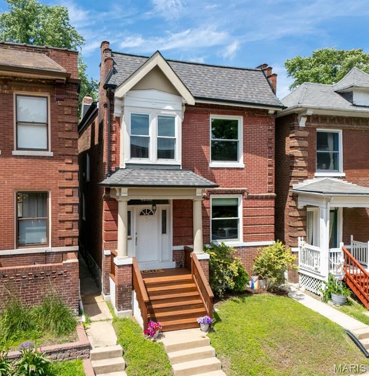 Property Photo:  4233 Botanical Avenue  MO 63110 