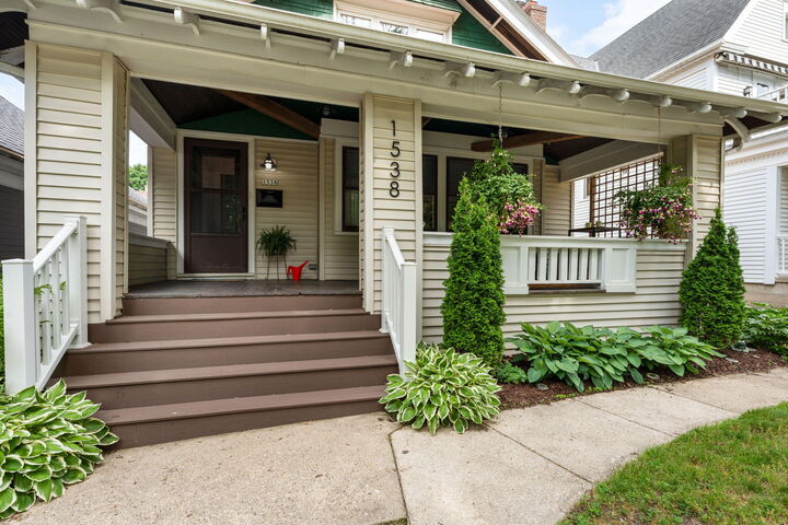 Property Photo: 1538 N 70th St WI 53213