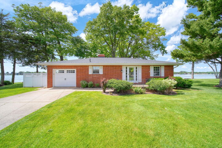 Property Photo:  188 Hawthorne Drive  MI 49230 
