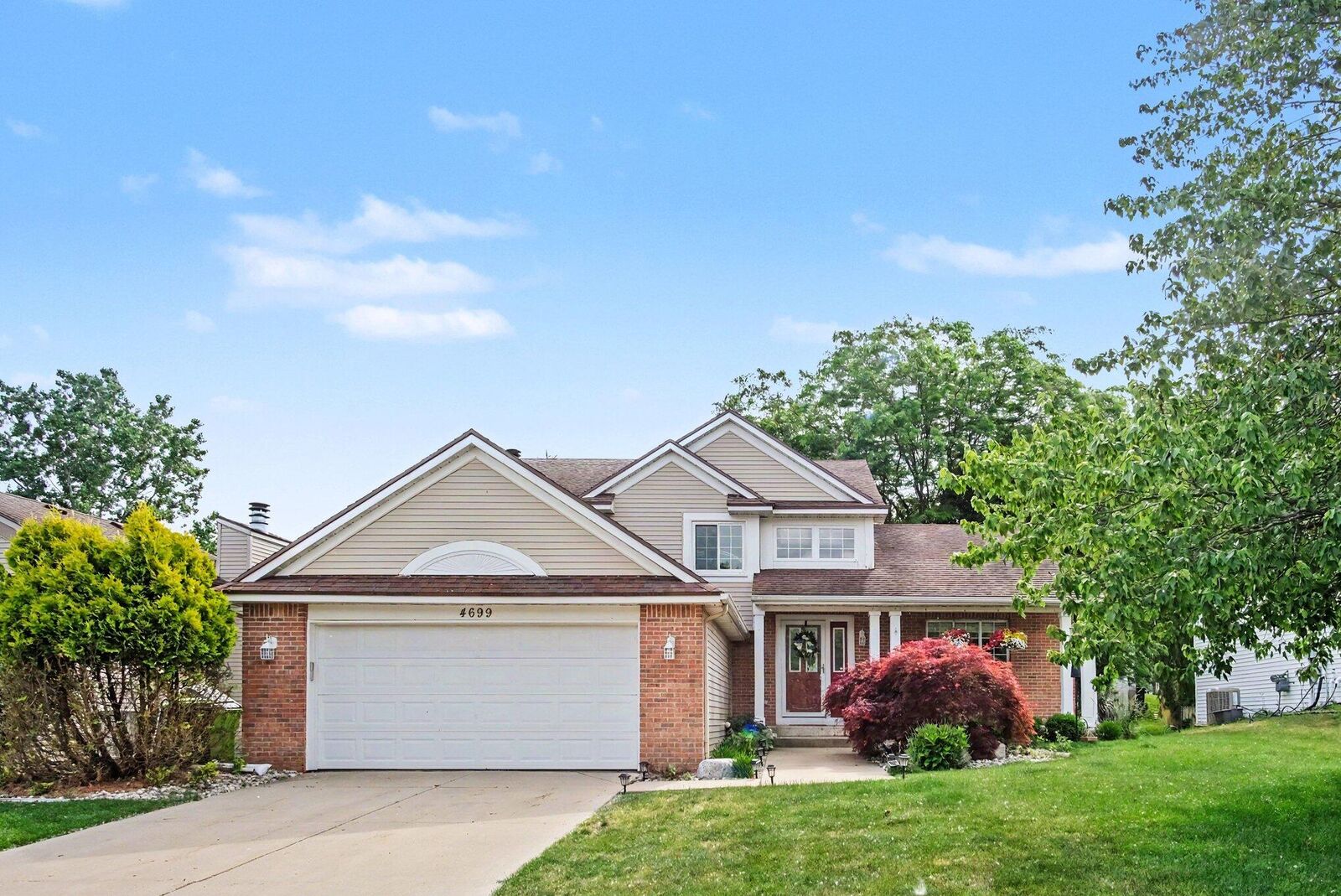 Property Photo:  4699 Raintree Drive SE  MI 49512 