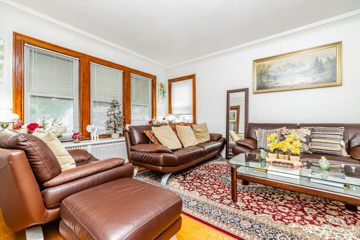 Property Photo: 2559 N Parkside Avenue IL 60639