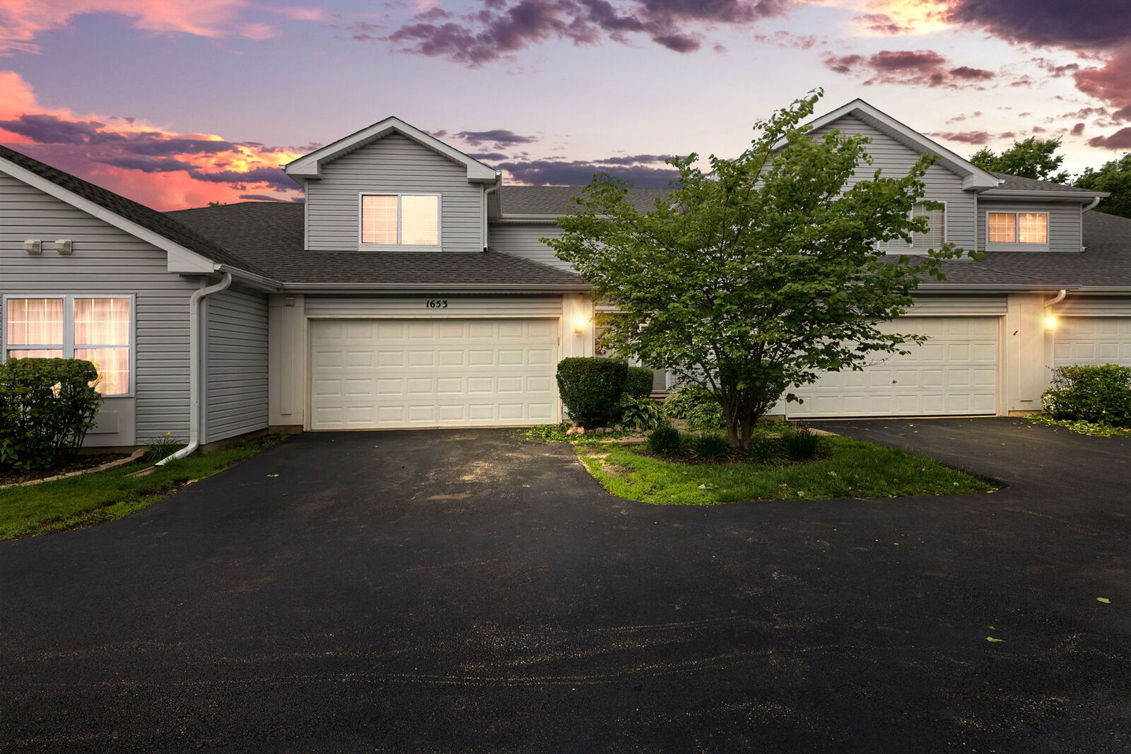 Property Photo:  1653 Waterford Road  IL 60542 