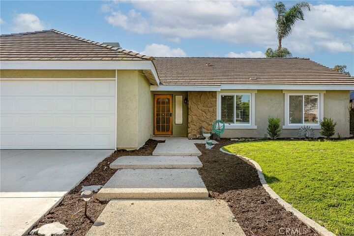 Property Photo: 1140 Hillcrest CA 92878