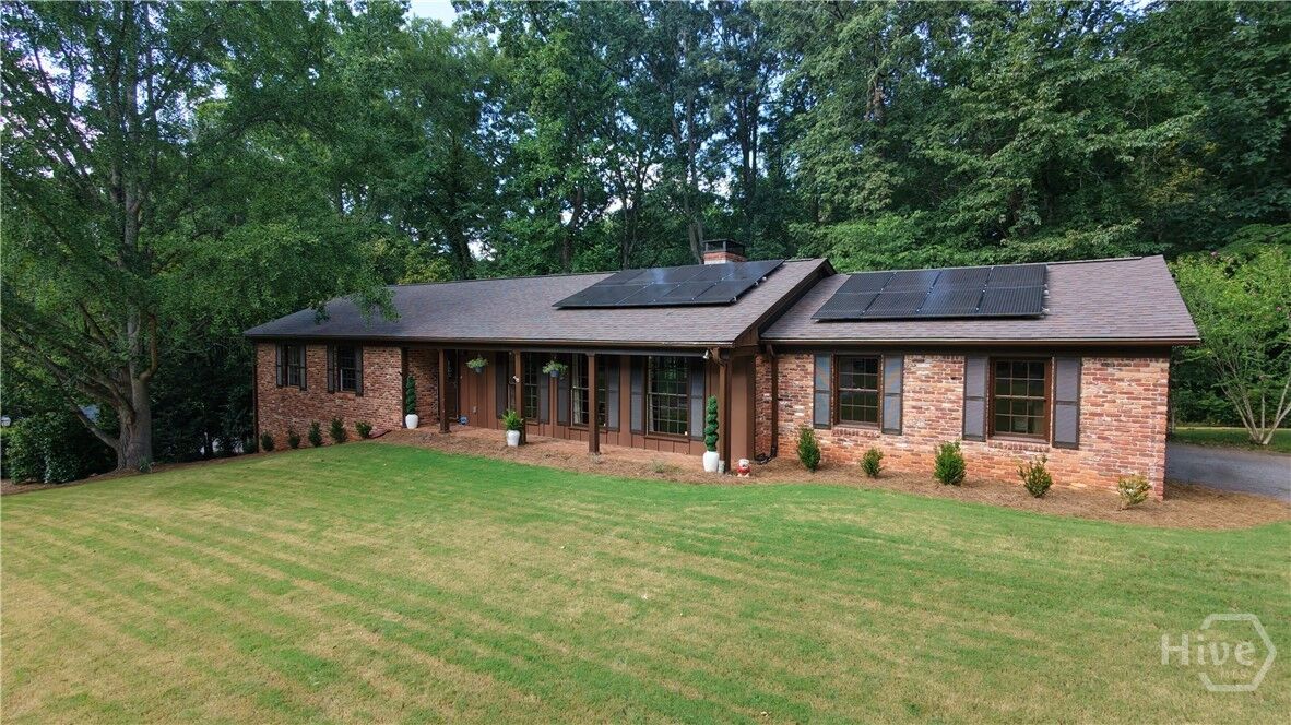 Property Photo: 750 Glenwood Drive GA 30606