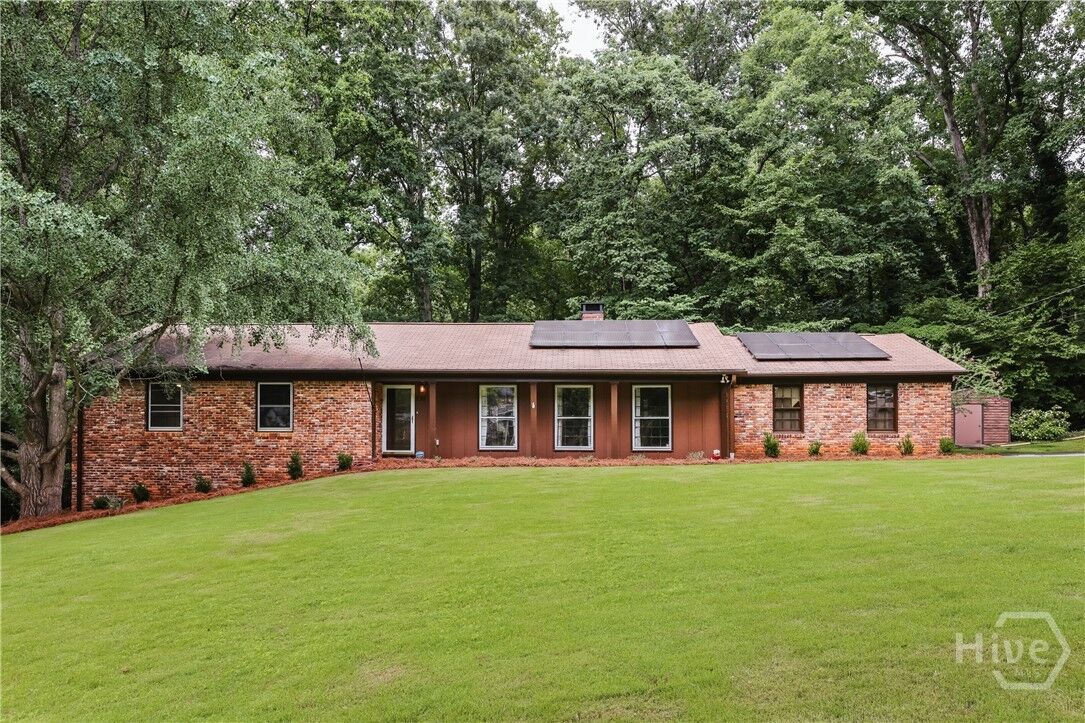 Property Photo: 750 Glenwood Drive GA 30606