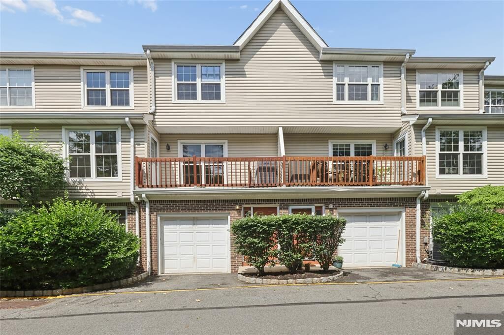 Property Photo:  1415 Teresa Drive 8212  NJ 07024 