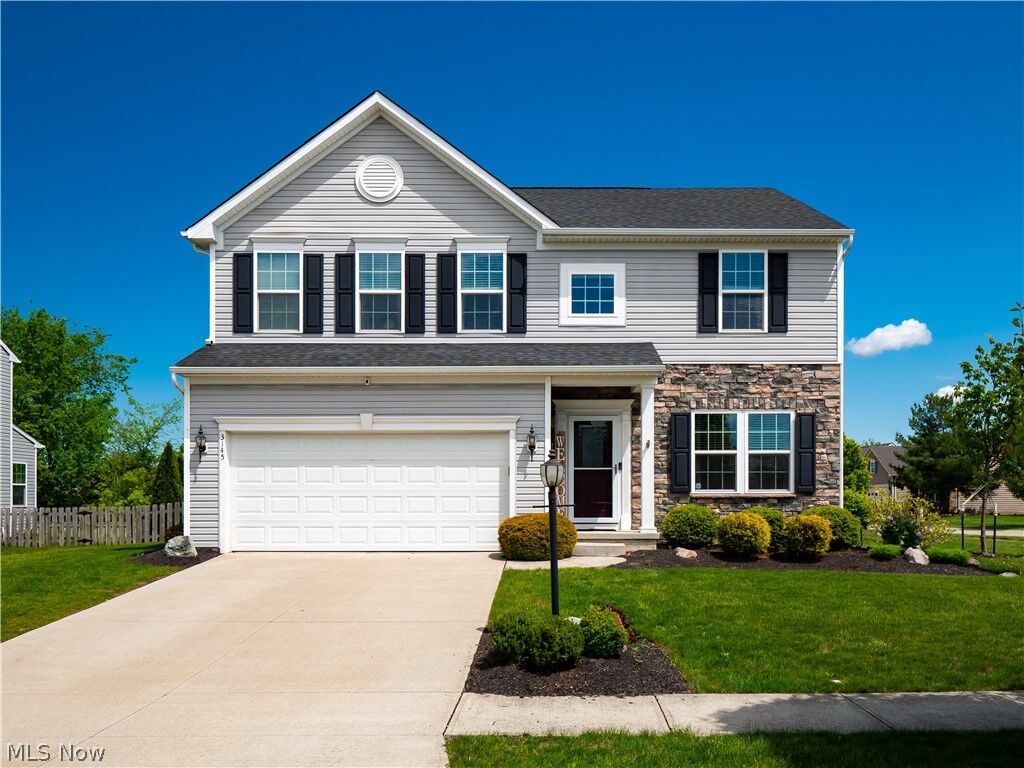 Property Photo:  3145 Wheaton Dr Drive  OH 44011 