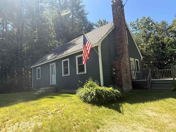 Property Photo: 25 Lawrence Lane NH 03049
