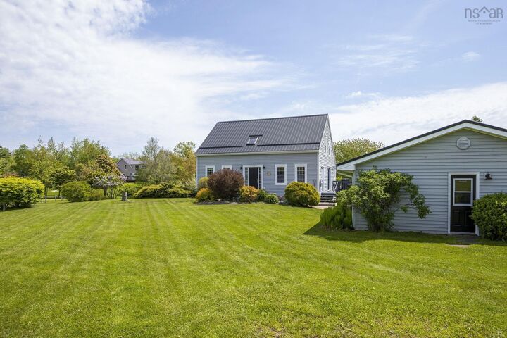 Property Photo: 19 Sandy Cove Lane NS B0K 1H0