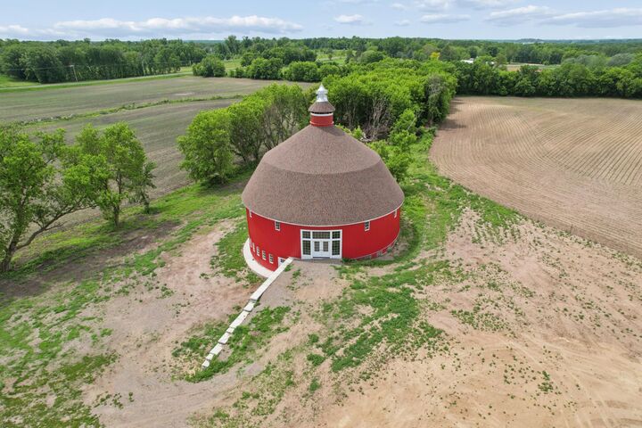 Property Photo:  Xxxxx Hassan Parkway  MN 55374 