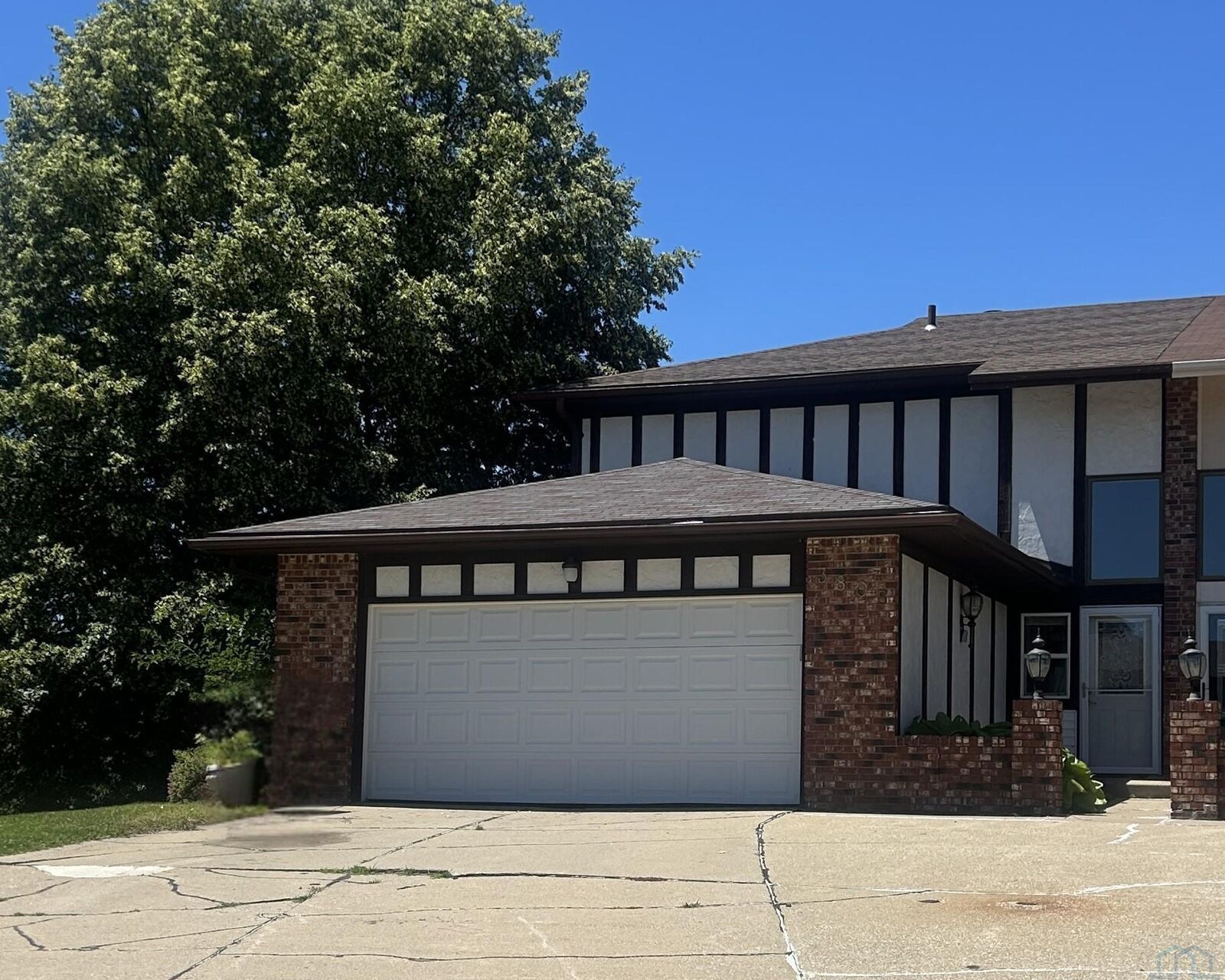 Property Photo: 3805 Chippewa Ct. IA 51104