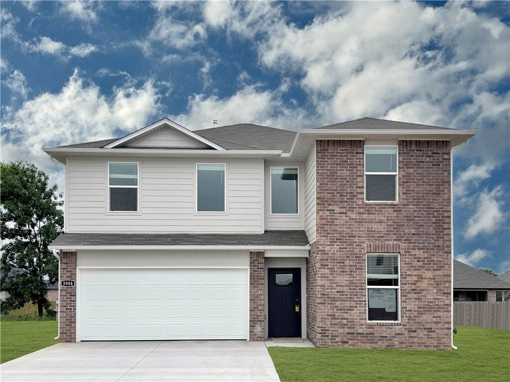 Property Photo:  2008 Thelma Street  AR 72762 