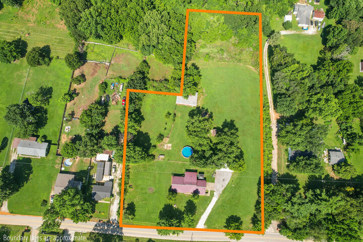 Property Photo:  3194 N 56th Street  AR 72762 