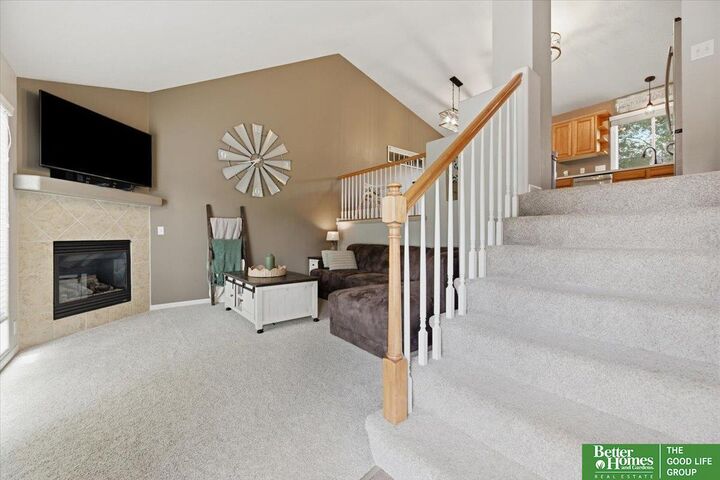 Property Photo:  7504 N 77th Avenue  NE 68122 