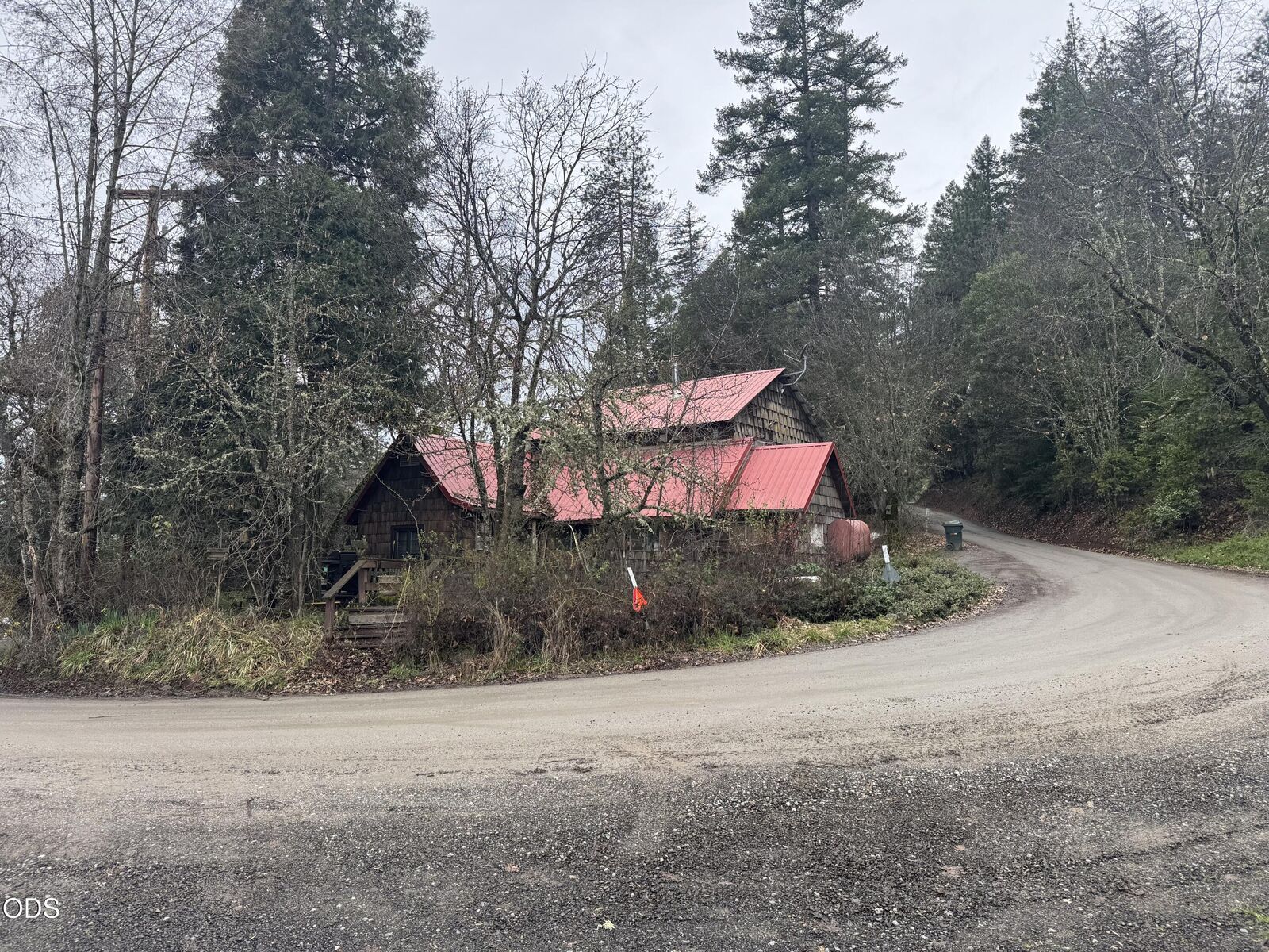 Property Photo: 819 Ulrich Road OR 97536