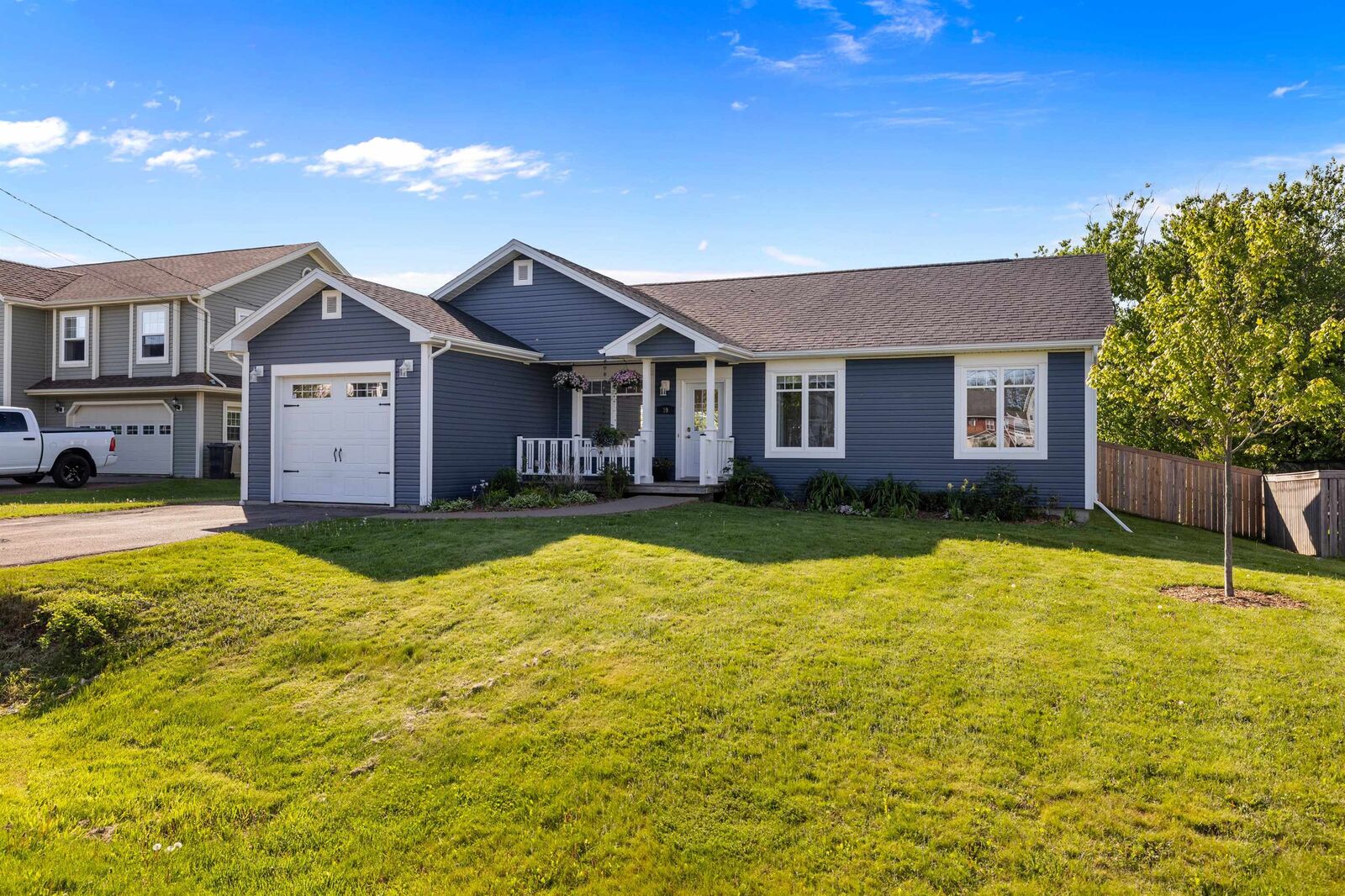 Property Photo:  39 Picton Beete Crescent  PE C1B 0B7 