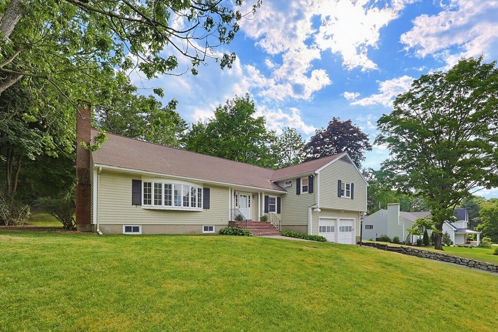 Property Photo:  26 Spring Valley  MA 02478 