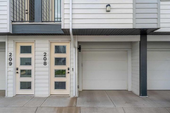 Property Photo: 101 Panatella Square NW 208 AB T3K 2R9
