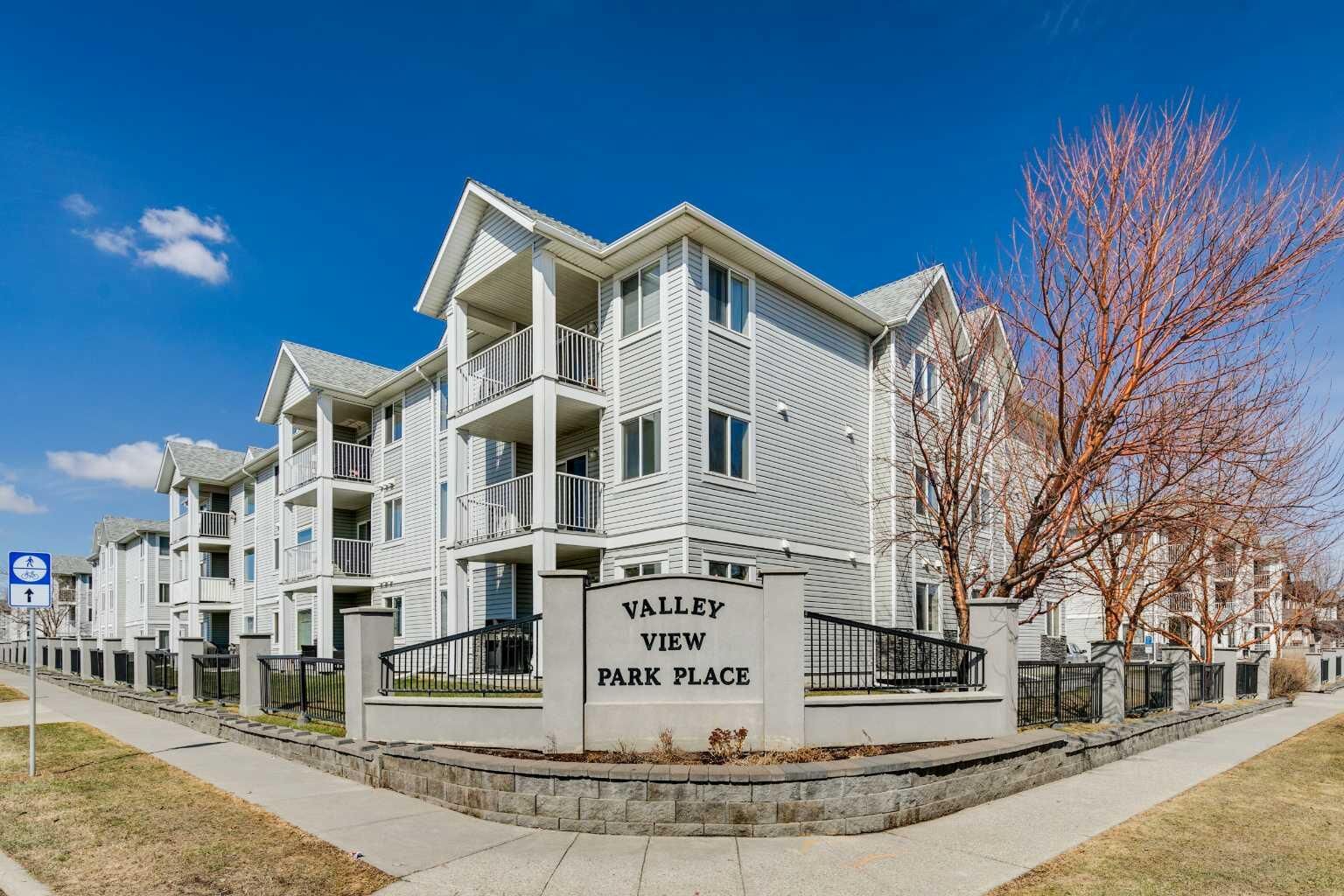 Property Photo:  6102 Valleyview Park SE 102  AB T2B 3R6 
