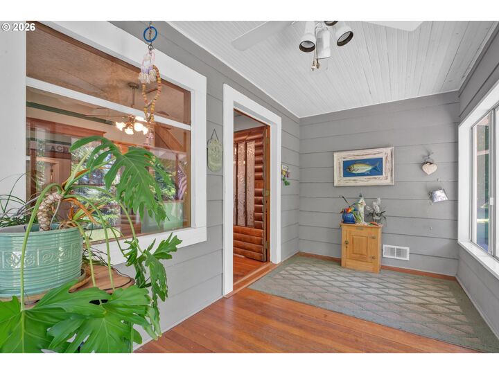 Property Photo: 79080 N River Rd OR 97424