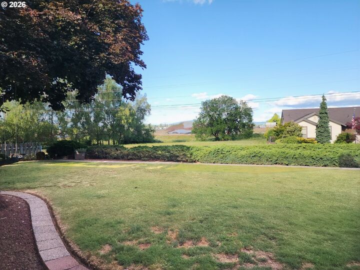 Property Photo: 5321 SE Welch Rd OR 97080