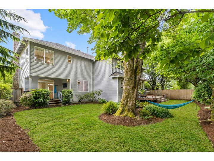 Property Photo:  9534 NW Engleman St  OR 97229 