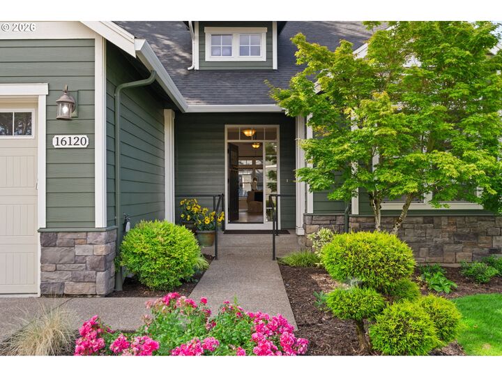 Property Photo: 16120 SE Pinot Rd OR 97267