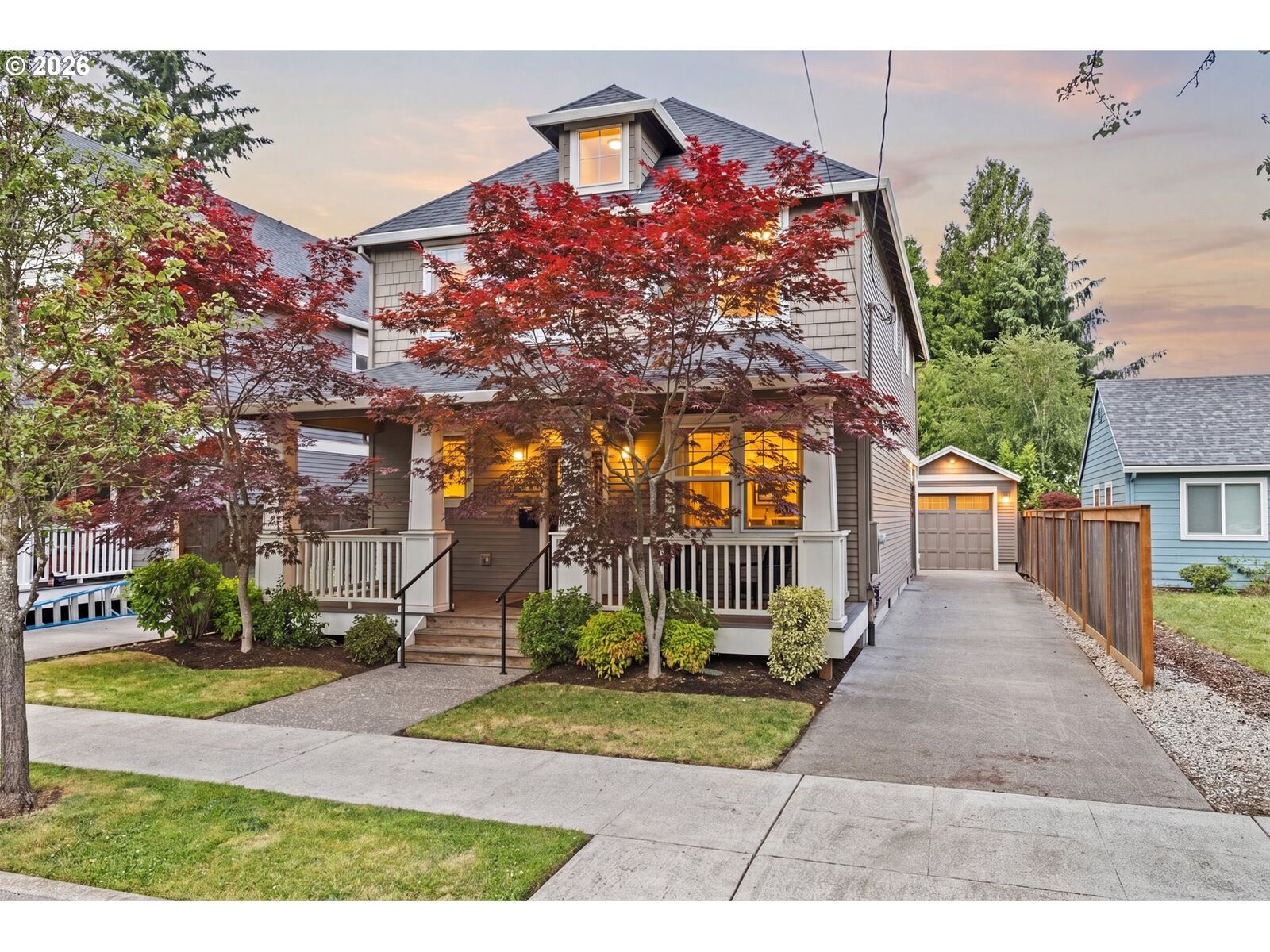 Property Photo: 3005 NE Dekum St OR 97211