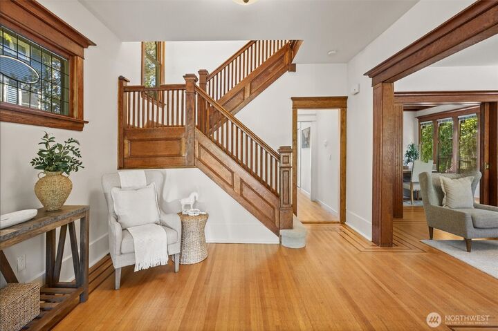 Property Photo:  938  18th Avenue E  WA 98112 